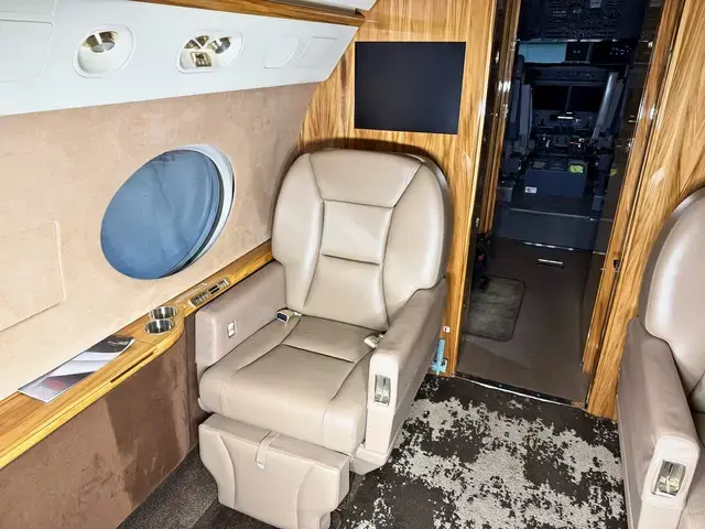 Gulfstream GIV detailed by Pristine Jets, photo 31 of 51
