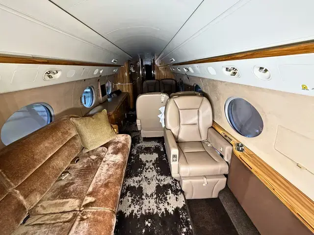 Gulfstream GIV detailed by Pristine Jets, photo 49 of 51