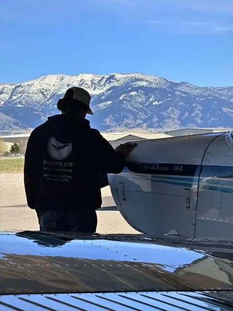 Piper Cherokee (Navy/Light Blue) detailed by Pristine Jets, photo 18 of 26